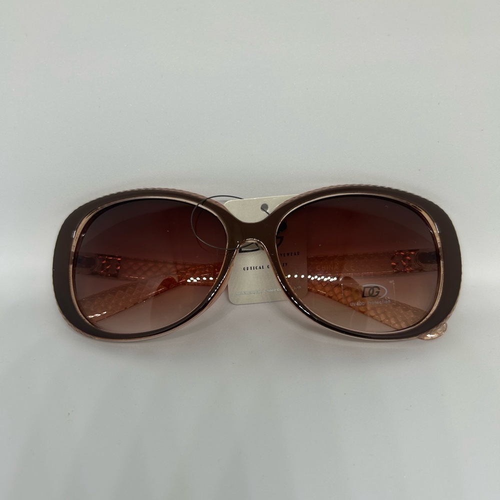 Brown sunglasses